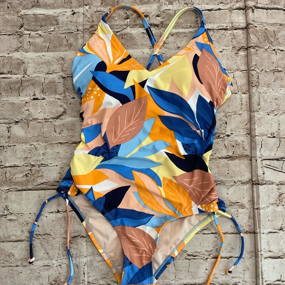 Kona Sol Swim Nwot Kona Sol Multiple Colors One Piece Bathing Suit